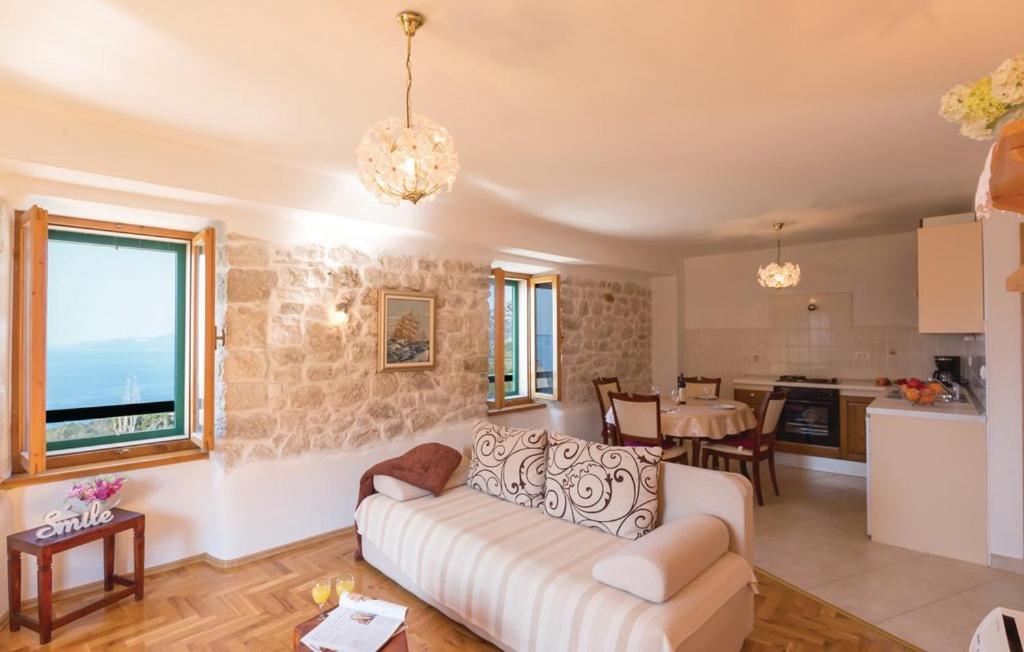 Farm Stay Feniks Tučepi Dış mekan fotoğraf